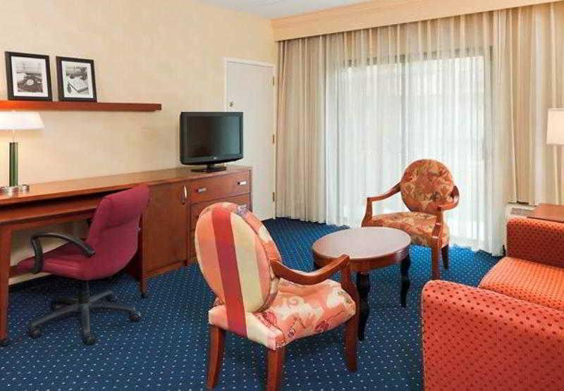 Courtyard By Marriott Baltimore BWI Airport Linthicum Room photo